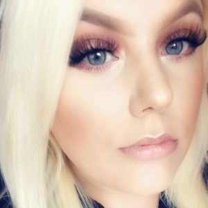 Meet your Posher, Bianca